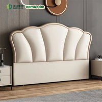Nouvelle Arrivée Tête de Lit Rembourrée Design Pétale, Dossier Autoportant, Style Minimaliste Moderne, Cadre en Bois Massif, Tissu Technique