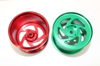 Jante de voiture RC en aluminium anodisé rouge et vert usinée sur mesure par CNC, moyeu de roue en alliage creux à 5 branches pour voiture télécommandée