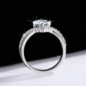 Anillos de Compromiso de Plata de Ley S925 con Moissanita de Corte Redondo de 1 Quilate, Color VVS GRA, Personalizados de Fábrica, para Mujer - Product Image 3