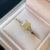 Bague en diamant Moissonite jaune taille émeraude en argent sterling 925 plaqué rhodium bijoux de mode pour fiançailles de mariage ou fête