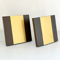 Plaque de certificat en bois carrée personnalisée avec plaque dorée MH-MJ0724