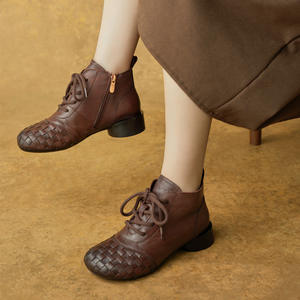 Botines Tejidos para Otoño/Invierno, Plataforma Retro, Cuero Genuino, Punta Hecha a Mano, Tacón Bajo, Tacón Cuadrado, con Cordones - Product Image 1