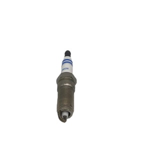 OE 31330450 de haute qualité pour bougie d'allumage Bosch pour usine de réparation d'allumage automatique nouveau pour Ford Fiesta pour <span class=keywords><strong>Volvo</strong></span> S60 S80 V70 - Product Image 4