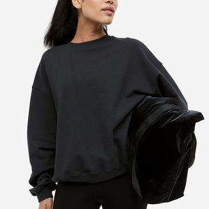 Sudadera lisa de cuello redondo al por mayor, sudadera lisa con logotipo personalizado para mujer, Sudadera de cuello redondo de gran tamaño con hombros caídos, sudadera para mujer - Product Image 2