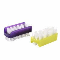 Haixin Brosse à ongles en plastique transparent Brosse à ongles double face pour les soins du corps emballée dans un sac