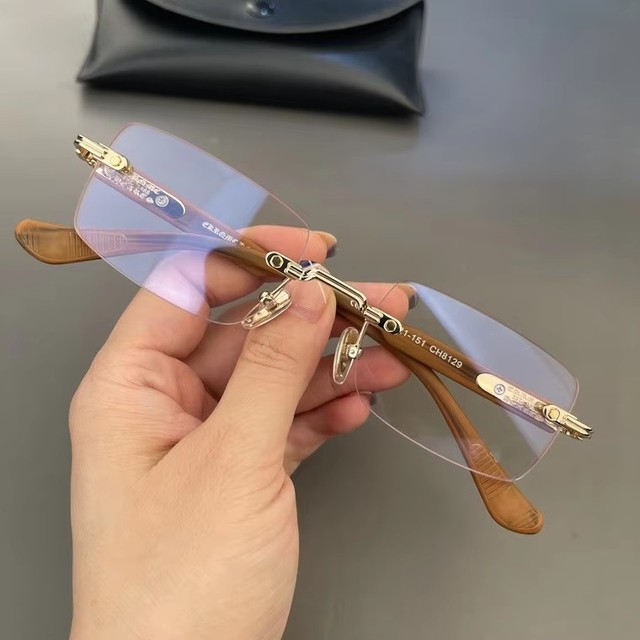 New Plain Glasses Versatile Perforated Glasses Retro Personality Ultra-light Frame Unisex Rimless Anti-blue Light Glasses