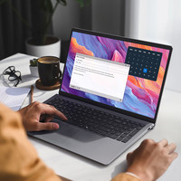كمبيوتر محمول ديل أصلي جديد طراز ألترا 5 255H مع معالج إنتل، شاشة 15.6 بوصة، ذاكرة DDR5، قرص صلب SSD بسعة 256/512 جيجابايت، معدل تحديث 120 هرتز، كاميرا