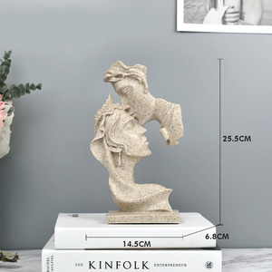 Estatua de Resina Fundida a Mano de Hombre y Mujer Besándose, Escultura Decorativa para Decoración del Hogar, Sala de Estar, Dormitorio - Product Image 4