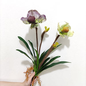 ดอกไม้ประดิษฐ์ประดิษฐ์สำหรับตกแต่งบ้านและงานแต่งงานช่อดอกไม้เสมือนจริงมีใบไม้ - Product Image 1