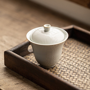 Chinese Style Porcelain Gaiwan With Lid Antique Glaze Vertical Stripe Kung Fu <b>Tea</b> <b>Set</b> For Home Use - Product Image 4