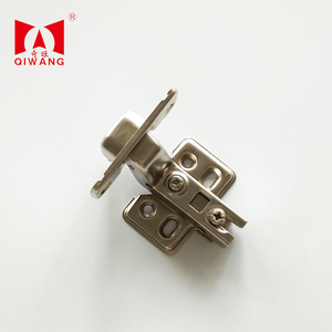 Accessoires de meubles : Charnière hydraulique à glissière de 35 mm avec design encastré - Product Image 6