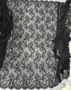 Ciglia di moda da sposa <span class=keywords><strong>francese</strong></span> Alencon tessuto di <span class=keywords><strong>pizzo</strong></span> con filo nero Chantilly <span class=keywords><strong>per</strong></span> la signora abiti da sposa tovaglia tenda - Product Image 6