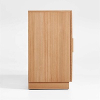 Buffet moderne de luxe 90 pouces en bois clair avec 3 portes vitrées et tiroirs centraux pour projets de villas et d'hôtels - Fabricant OEM/ODM