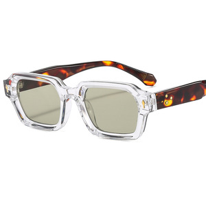 Nuevas Gafas de Sol Infantiles con Marco Cuadrado, Protección UV400, Color Degradado, Estilo Chic - Product Image 1
