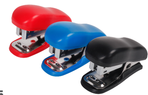 Venta al por mayor de alta calidad de estilo básico lindo <span class=keywords><strong>Kawaii</strong></span> portátil de plástico Mini grapadora de papel para la escuela de oficina - Product Image 5