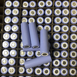 Cellule Lithium-Ion Cylindrique OEM 2000mAh 2200mAh 2500mAh 2900mAh 3000mAh 3500mAh 3.2 mAh 3.6V 3.7V 18650 Batterie Rechargeable - Product Image 4