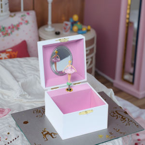 Ever Bright Boîte à musique carrée en bois de 4 pouces personnalisée <span class=keywords><strong>licorne</strong></span> arc-en-ciel Design de haute qualité en gros pour enfants filles - Product Image 6