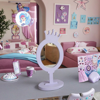 Miroir à main personnalisé en forme de couronne avec poignée en bois miroir décoratif moderne pour enfants princesse artisanat et miroir suspendu avec logo