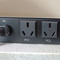 Interrupteur d'alimentation double 16A pour montage en rack pour générateurs, intelligent, 2 pôles, monophasé, sélection automatique marche-arrêt-marche