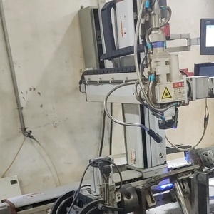 Máquina de Soldadura Láser Automática de Plataforma de 2000W para el Procesamiento de Marcos de Ventanas de Aluminio, Máquina de Soldadura Láser Automática de 5 Ejes - Product Image 5