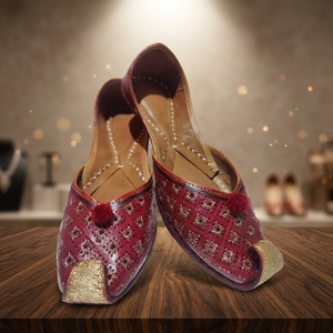 Chaussures plates en cuir de vache indien traditionnel BS INTERNATIONAL pour filles – Tendance mariage, fête, ouverture de maison, mode actuelle - Product Image 1