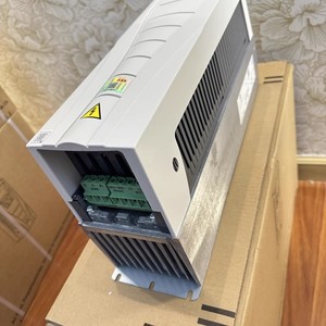 Variateur de fréquence ABB ACS550 01 03A3 4 triphasé 400V IP20 750W contrôle vectoriel sans capteur - Product Image 4