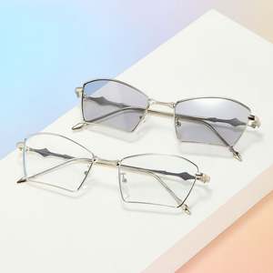 <span class=keywords><strong>2025</strong></span>ロゴメタルデソル男性用ヴィンテージサングラスユニセックスメタルガファスデソルスクエア男性用メタルスプリングサングラス - Product Image 1