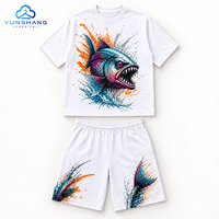 Ensemble deux pièces streetwear d'été pour homme : T-shirt respirant en mélange de coton tricoté à imprimé numérique motif néon Piranha et short