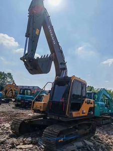 Excavatrice hydraulique Volvo 140EC de 14 tonnes, modèle 2023, occasion, taille moyenne, sur chenilles, climatisation - Product Image 6