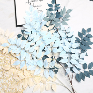 Hojas Artificiales de Planta Verde para Decoración de Bodas, Material para Auditorios, Hojas de Árbol de Banyan Suaves, Flores de Seda, Hileras de Flores Mori - Product Image 4