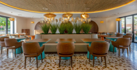 Banquettes commerciales modernes pour restaurants et hôtels avec séparateurs – Canapé durable pour la restauration rapide et les cafés