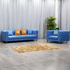 Sofá italiano <span class=keywords><strong>de</strong></span> lujo para sala <span class=keywords><strong>de</strong></span> estar, 3 + 2 + 1 <span class=keywords><strong>plazas</strong></span> con reposabrazos <span class=keywords><strong>de</strong></span> metal dorado, tela <span class=keywords><strong>de</strong></span> terciopelo, cuero, muebles para el hogar <span class=keywords><strong>baratos</strong></span> - Product Image 1