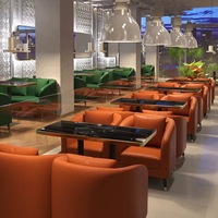 Ensemble de table à manger en acier inoxydable doré moderne et luxueux, facile à nettoyer, pour café, bistrot, bar, restaurants