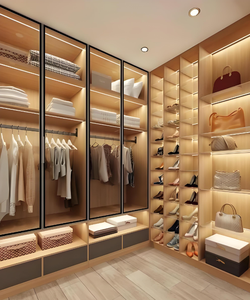 ตู้เสื้อผ้าแบบสั่งทำพิเศษจากโรงงาน ขายตรง ตู้เสื้อผ้าแบบเต็มผนังสำหรับโรงแรม ประตูบานเลื่อนหรูหรา ตู้เสื้อผ้าแบบวอ<span class=keywords><strong>ล</strong></span>์กอินพร้อมชั้นวางของ - Product Image 2