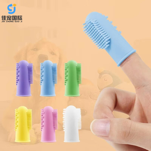 Brosse à dents pour chien en silicone souple 2-en-1 écologique pour le nettoyage des animaux de compagnie et le toilettage des chiens - Product Image 1