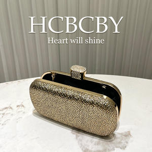 Borsa Clutch di Lusso con Glitter Dorati per Donne, Elegante <span class=keywords><strong>Borsetta</strong></span> <span class=keywords><strong>da</strong></span> <span class=keywords><strong>Sera</strong></span> Scintillante e Glamour per Feste ed Eventi alla Moda - Product Image 4