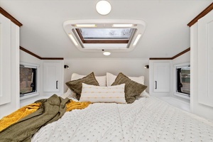 Precio Directo de Fábrica, Garantía de Compatibilidad, Caravana de Lujo de Fibra de Vidrio, Autocaravana Económica, Camioneta con Plataforma Plana en Venta - Product Image 2