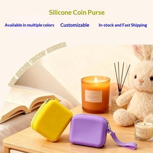 Sac de rangement rectangulaire en silicone pour cosmétiques, vente en gros, personnalisable avec logo, pour commandes sur mesure et fournitures pour le commerce de détail - Product Image 5