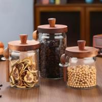 Petits, moyens et grands bocaux de rangement en verre soufflé à la main, transparents comme du cristal, avec couvercle en bois et cuillère