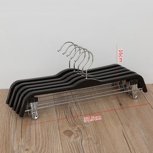 Lavinia venta al por mayor percha blanca niños adultos férula antideslizante perchas negras Niño - Product Image 4
