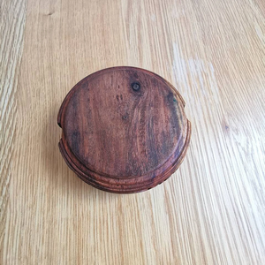 Juego de cinco posavasos de madera de caoba de primera calidad con soporte elegante para mesa de comedor y mesa de centro de India - Product Image 4