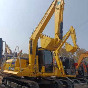 Excavadora de cadenas usada Komatsu PC130 de tamaño mediano, modelo 2021-2023, 13 toneladas, bajo consumo de combustible, motor incluido. - Product Image 4