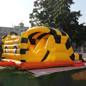 Parc d'obstacles gonflable commercial Thème Abeilles Jaunes avec toboggan et château gonflable - Product Image 1