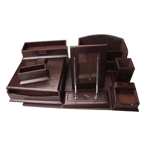 Vente en gros d'ensemble organisateur de <span class=keywords><strong>bureau</strong></span> Porte-stylo d'usine personnalisé Plateau en cuir Tapis de table <span class=keywords><strong>Rangement</strong></span> de fichiers en cuir PU Ensemble de <span class=keywords><strong>bureau</strong></span> de <span class=keywords><strong>bureau</strong></span> - Product Image 5