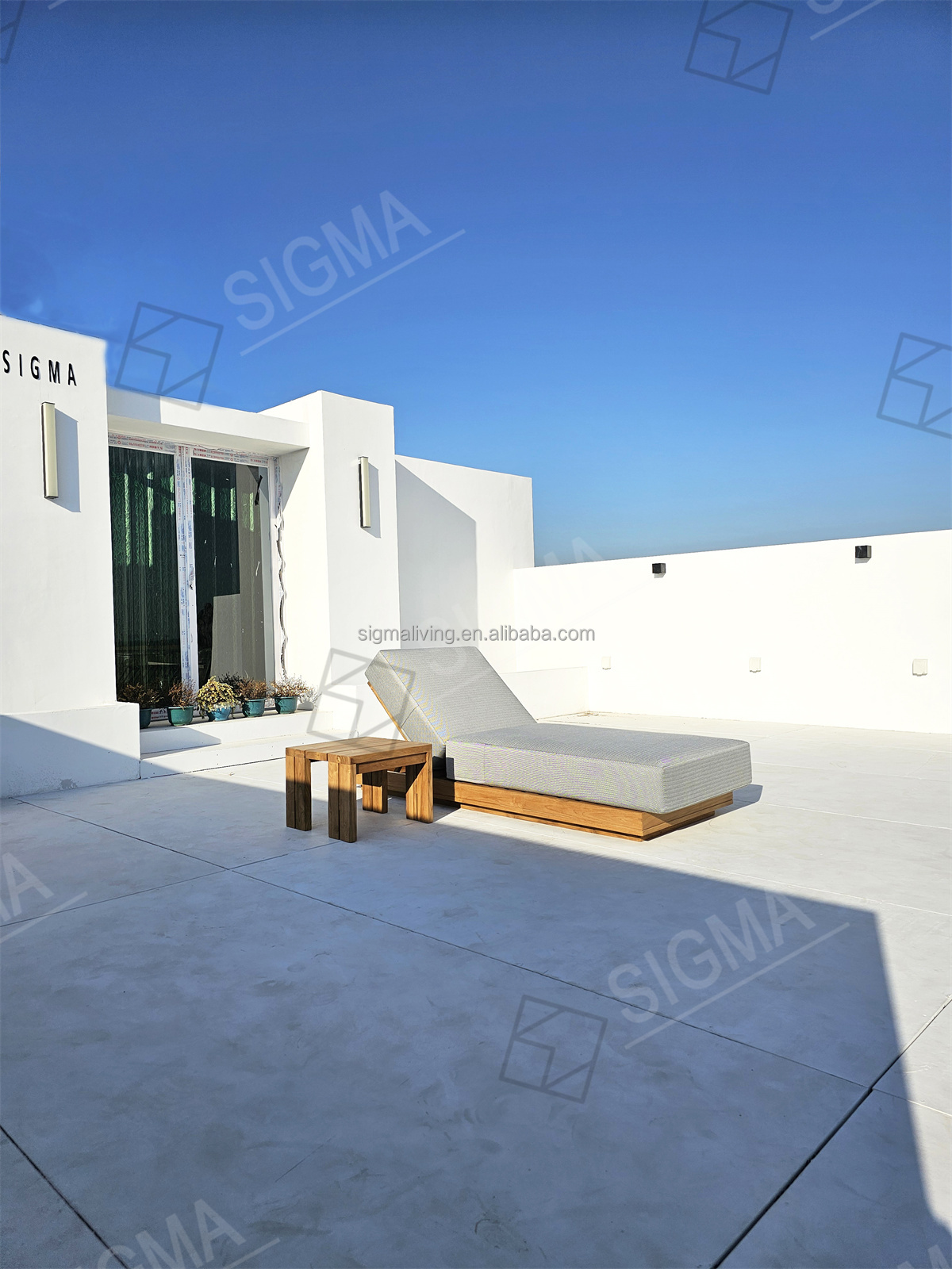 Outdoor Beach Pool Furniture Daybed Modern Solid Teak Wood Sun Beds All Weather Wood Waterproof Fabric Beach Sun Lounger