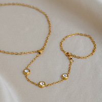 Bracelet de doigt classique en acier inoxydable plaqué or 18 carats de qualité supérieure, avec strass, bijou de main polyvalent haut de gamme pour femme