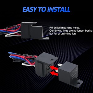Pannello Interruttori a 5 Vie in Fibra di Carbonio con Pulsante di Avvio Motore, Interruttore di Spegnimento Principale e Interruttore a Levetta per Accensione da Corsa - Product Image 3