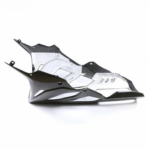 Carénage inférieur moteur en fibre de carbone S1000RR 2019-2025, finition brillante/mate 3K Twill, traitée en autoclave - Product Image 4