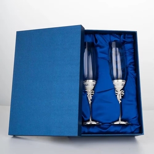 Copas de Champán Elegantes y de Lujo para Bodas, con Tallo y Base Decorativos, Perfectas para Brindis y Celebraciones - Product Image 6