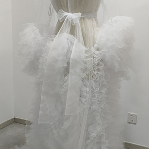 Robe longue en tulle transparente à manches bouffantes et volants, idéale pour les mariages, les séances photo et la maternité - Product Image 5